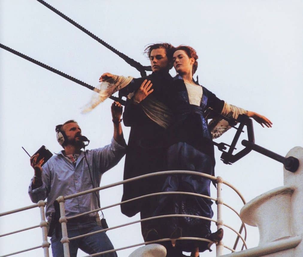 DiCaprio and Winslet on the set