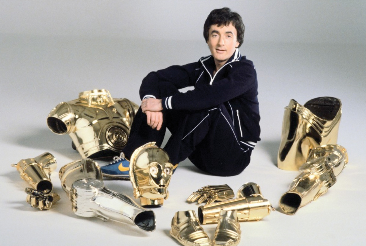 Anthony Daniels and his C-3PO suit